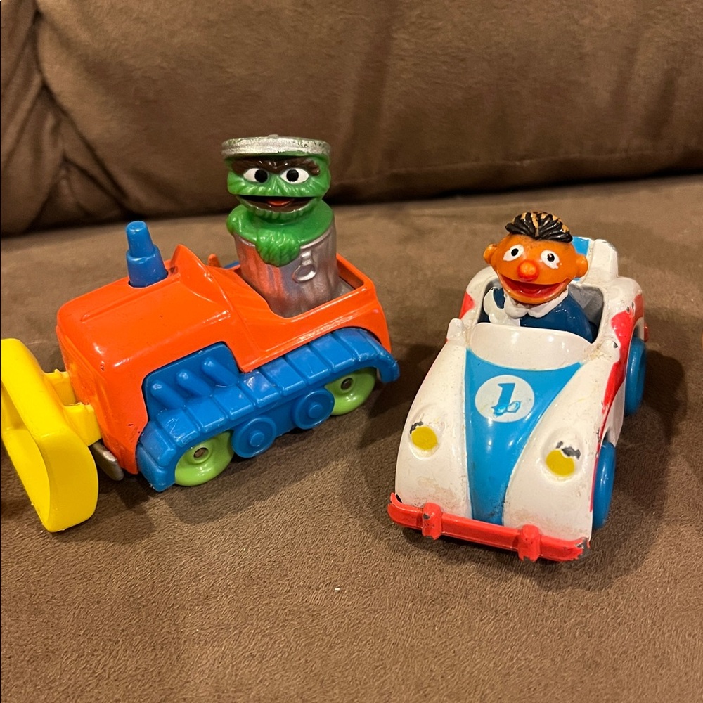 Fun Muppets/Sesame Street characters Vehicle Toy Set - Picture 2 of 9